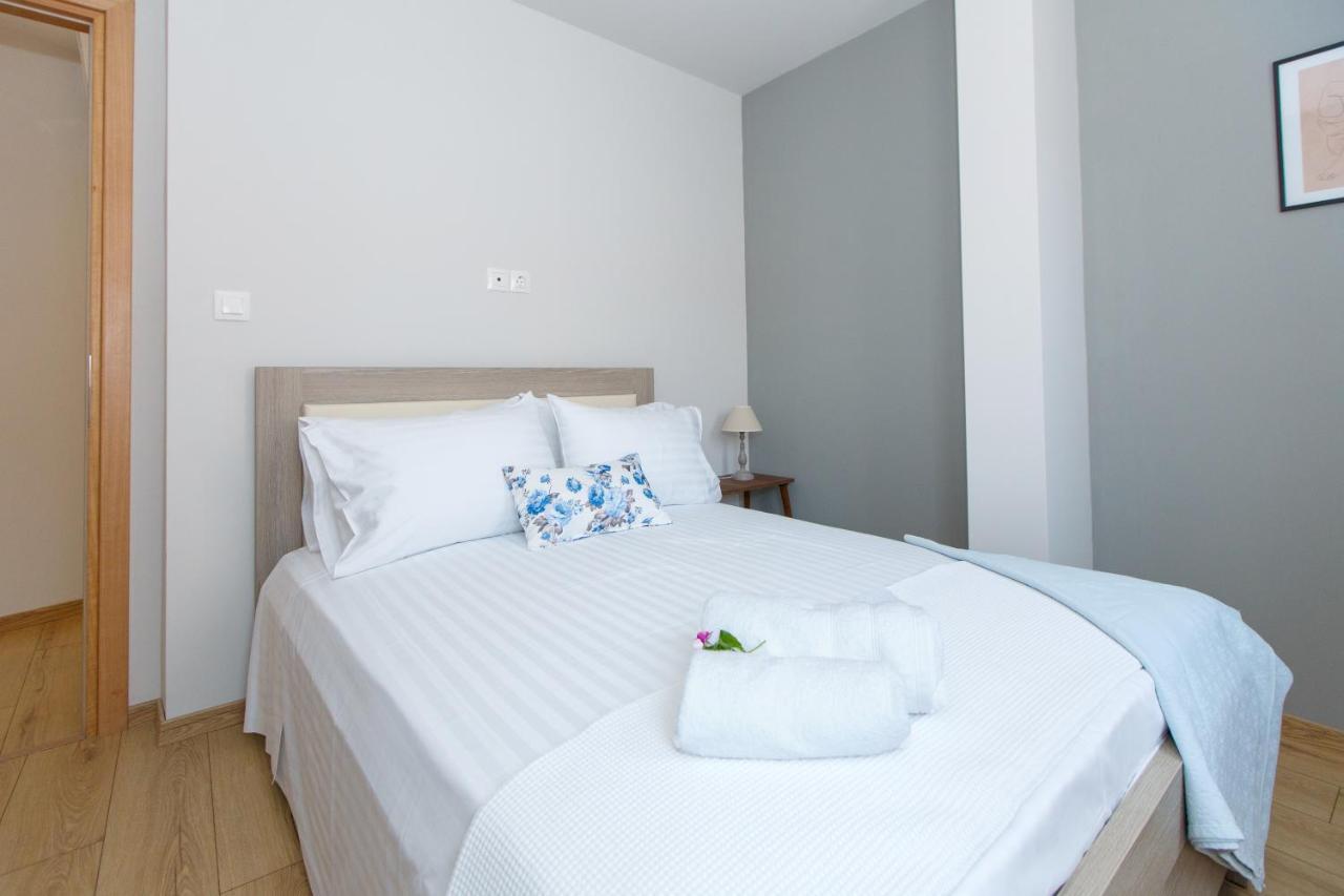 Οniro Comfort Living Ioannina Exterior photo
