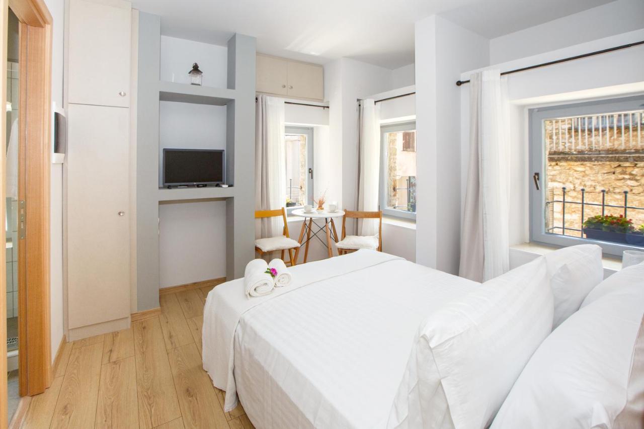 Οniro Comfort Living Ioannina Exterior photo