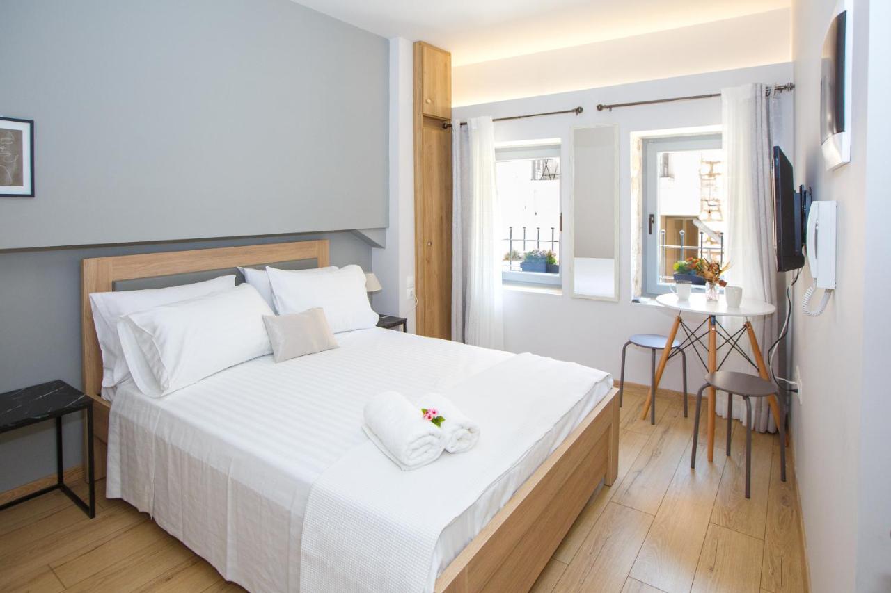 Οniro Comfort Living Ioannina Exterior photo